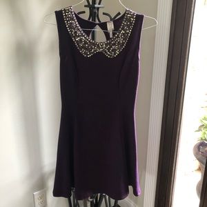 Cute purple dress with sequin collar